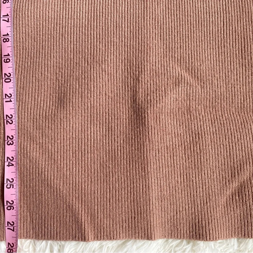 Free People Wonderful Turtleneck Pullover Sweater.  Size L.  Winter Bloom. Pink. - Picture 7 of 9